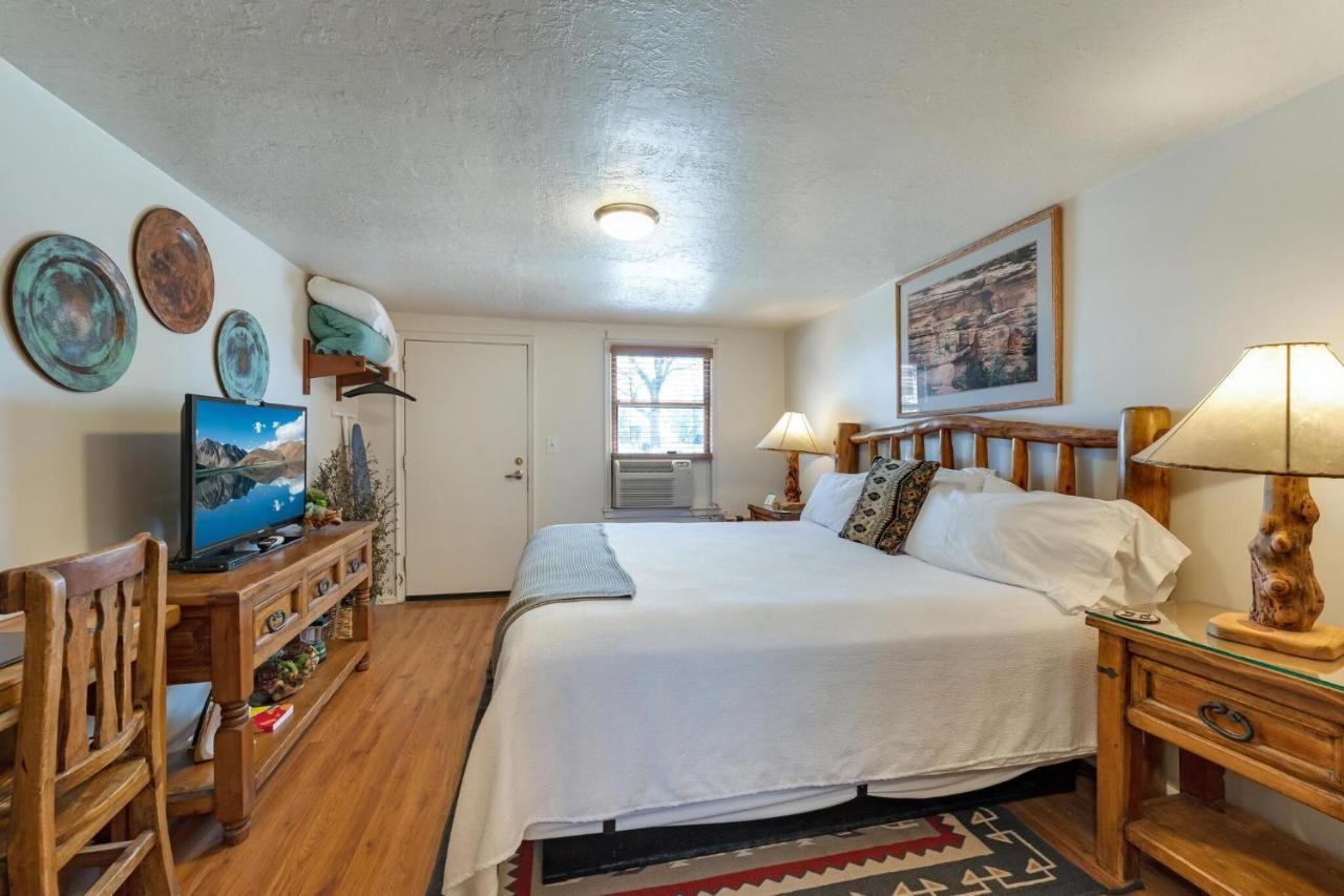 Stone Lizard Lodging Blanding Exterior foto